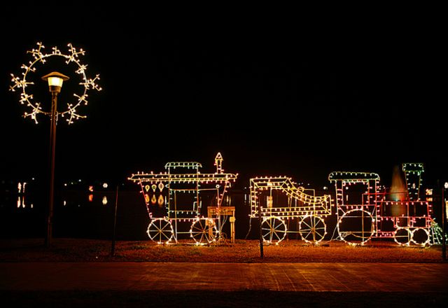 Island of Lights: Lighting at the Lake Event