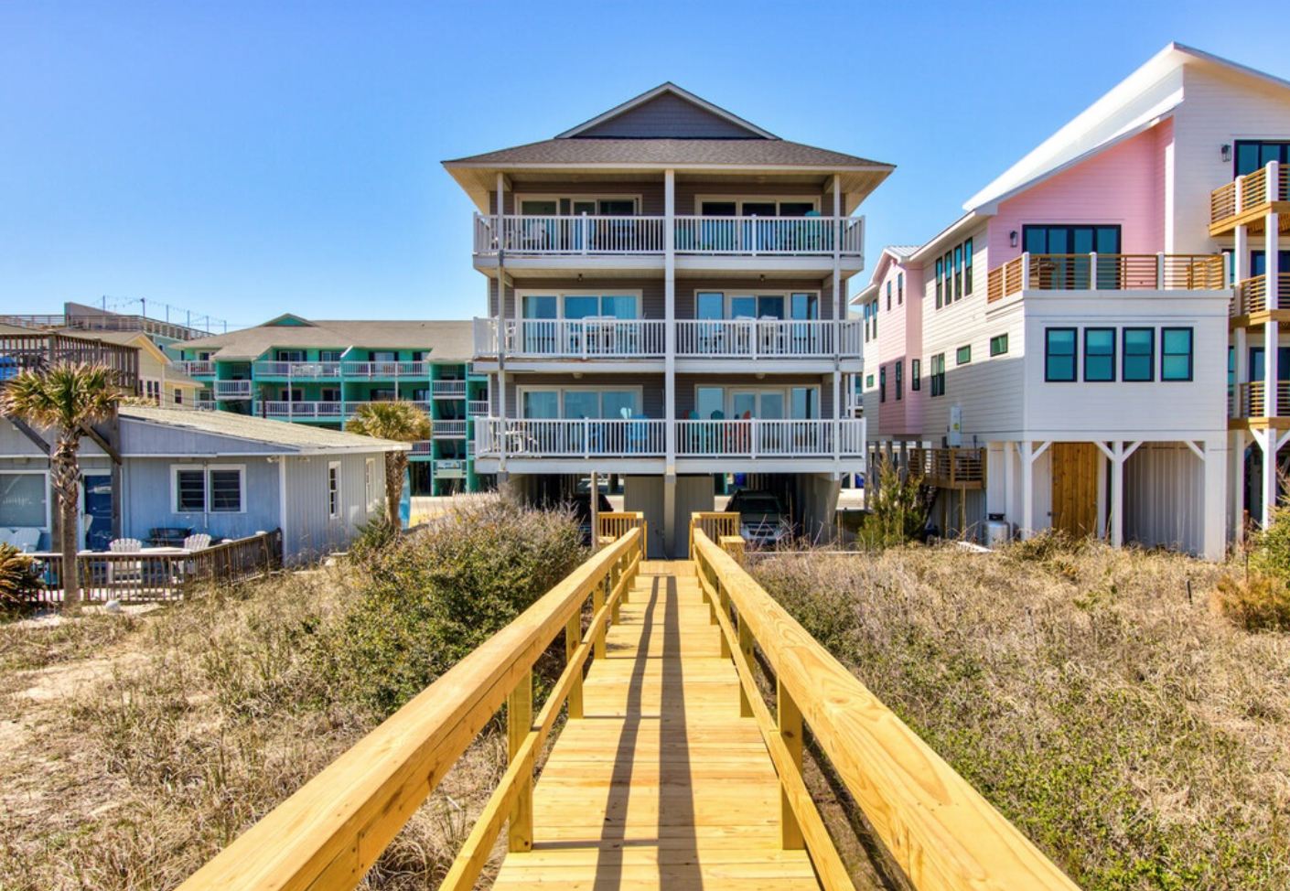 Resort Whitecaps Condos
