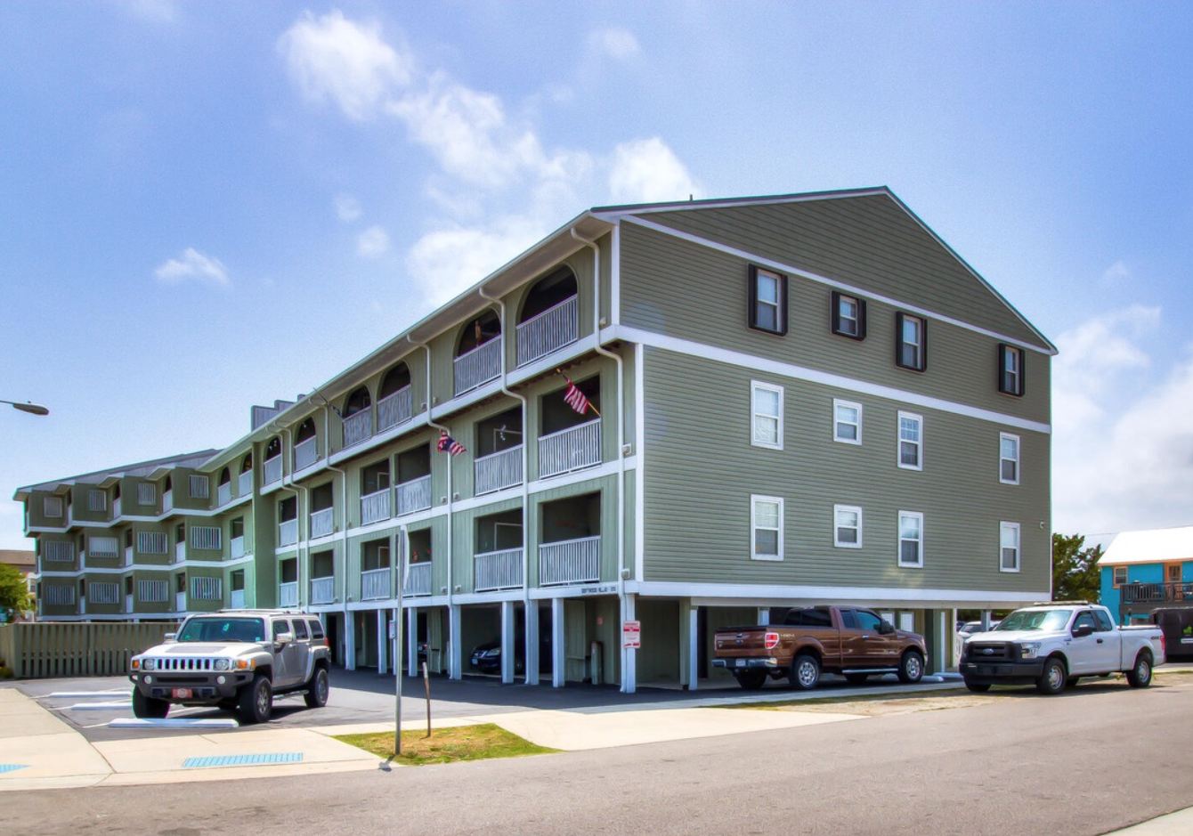 Resort Driftwood Villas Condos